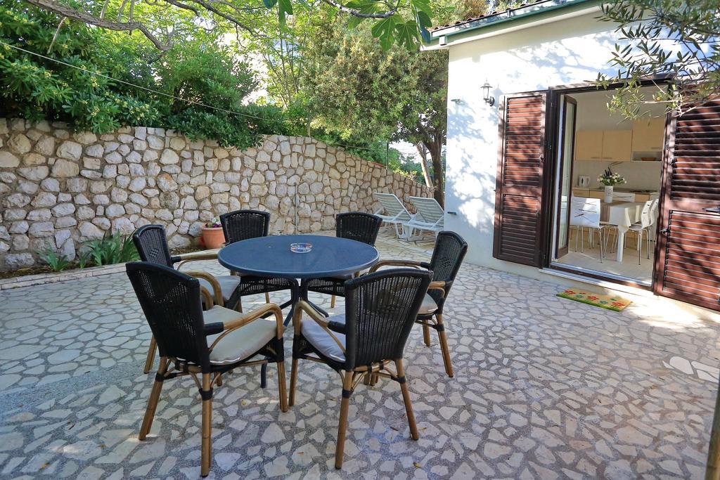 Apartments Andreja Паг Экстерьер фото