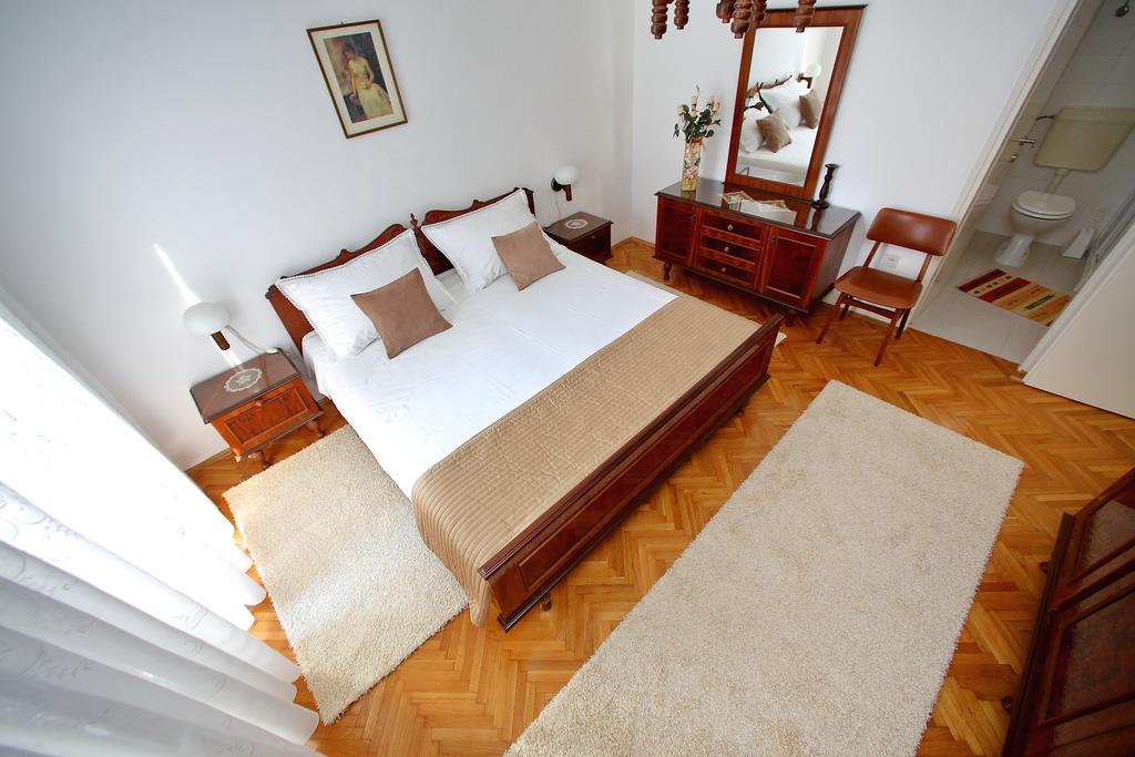 Apartments Andreja Паг Экстерьер фото